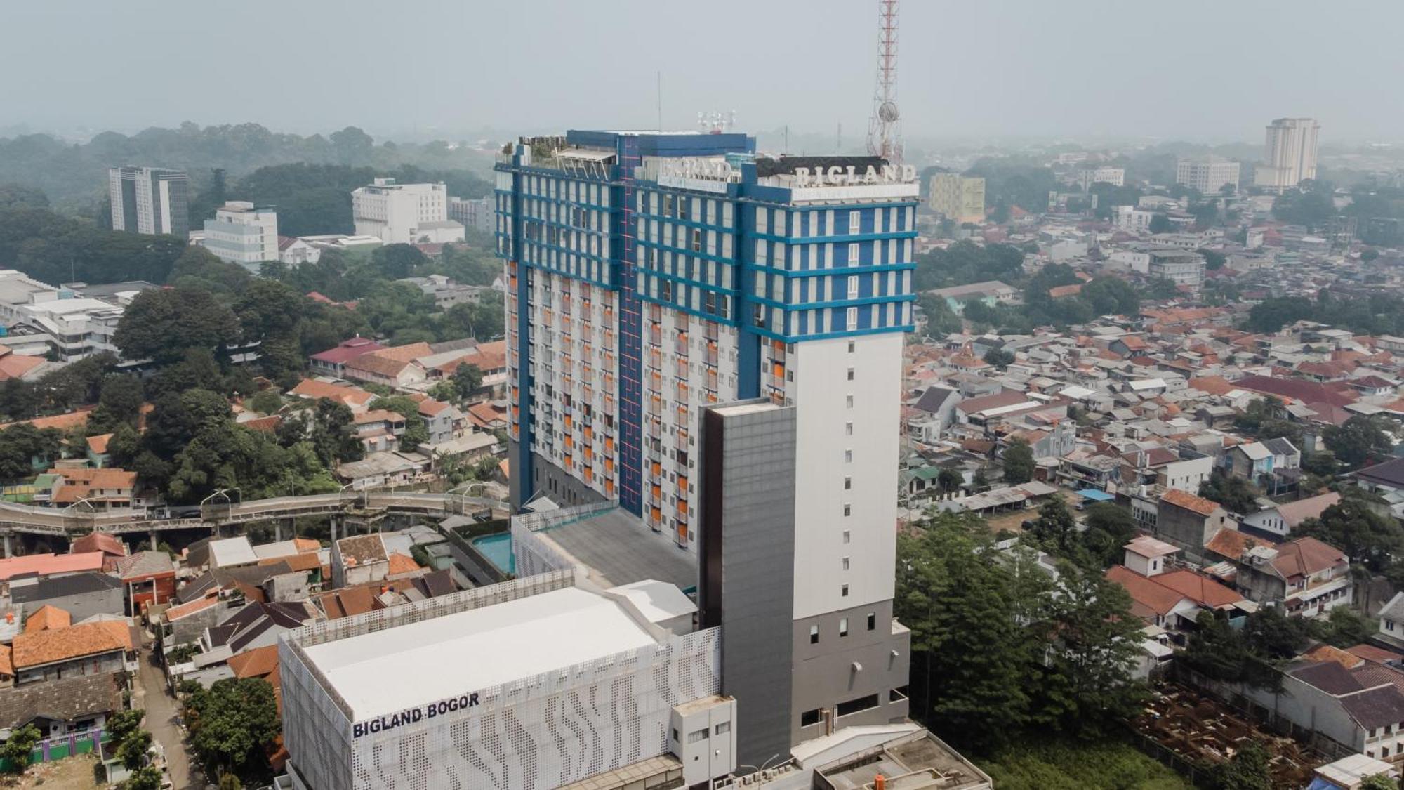 Bigland Bogor Hotel Powered By Archipelago Exterior photo